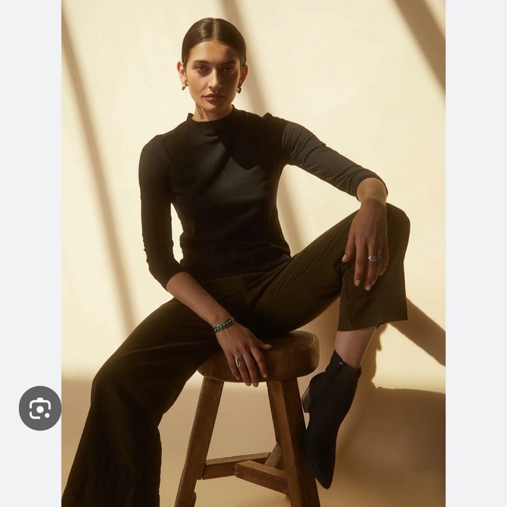 Velvet by Graham and Spencer - Quinny Mock Neck Tee Top - Black/S